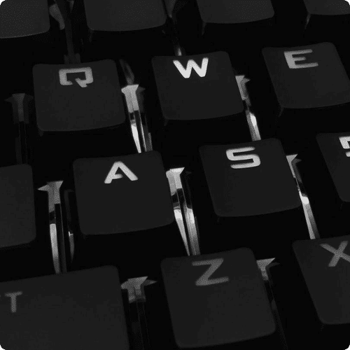 Comment la personnalisation de l'éclairage d'un clavier gaming peut-elle améliorer l'expérience de jeu ?